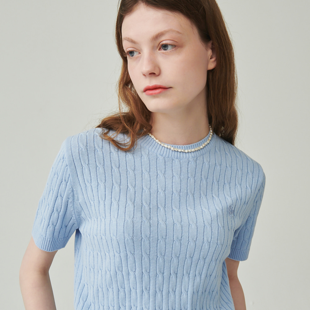CABLE ROUND KNIT SKYBLUE