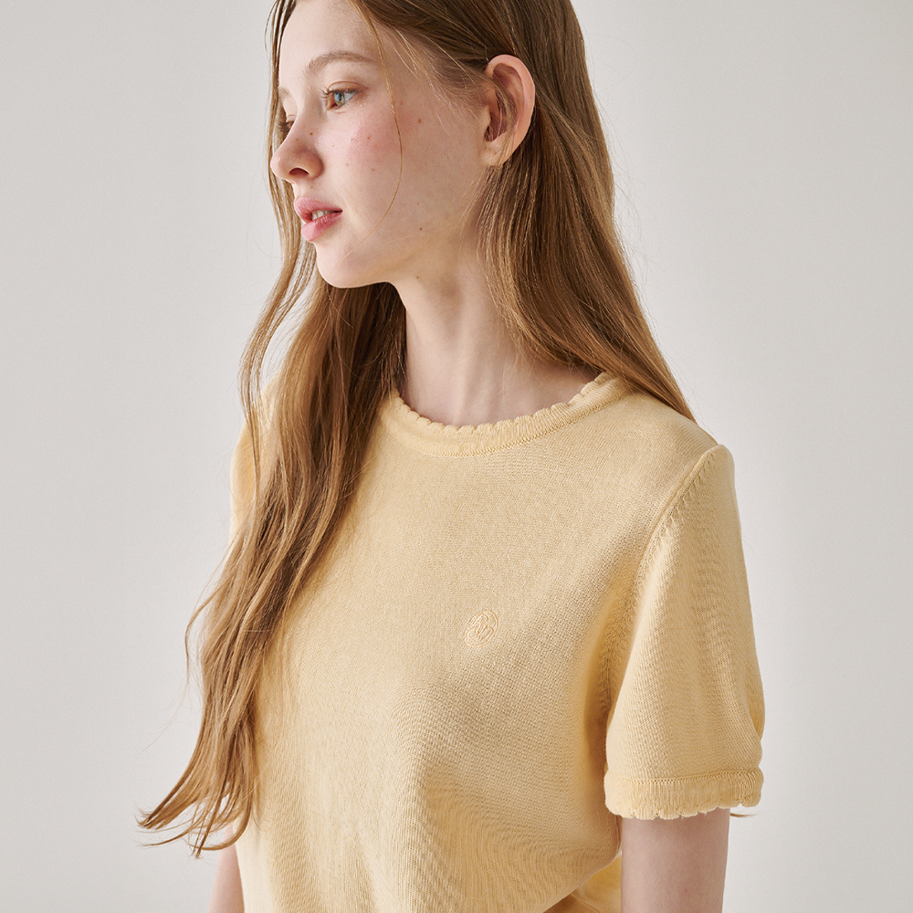 SCALLOP POINTED SHORT SLEEVE KNIT BUTTER